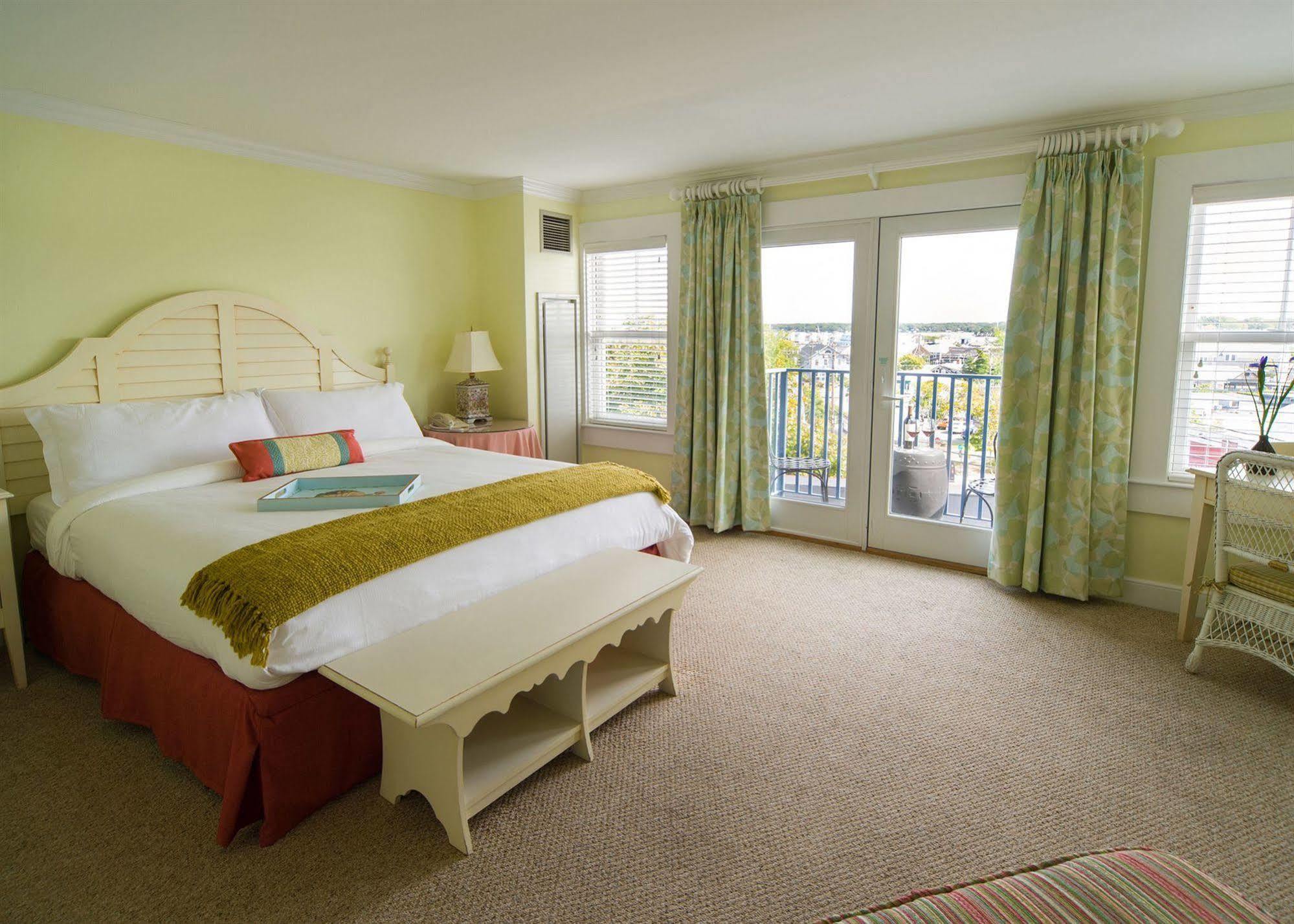 Mansion House Inn Vineyard Haven Ngoại thất bức ảnh