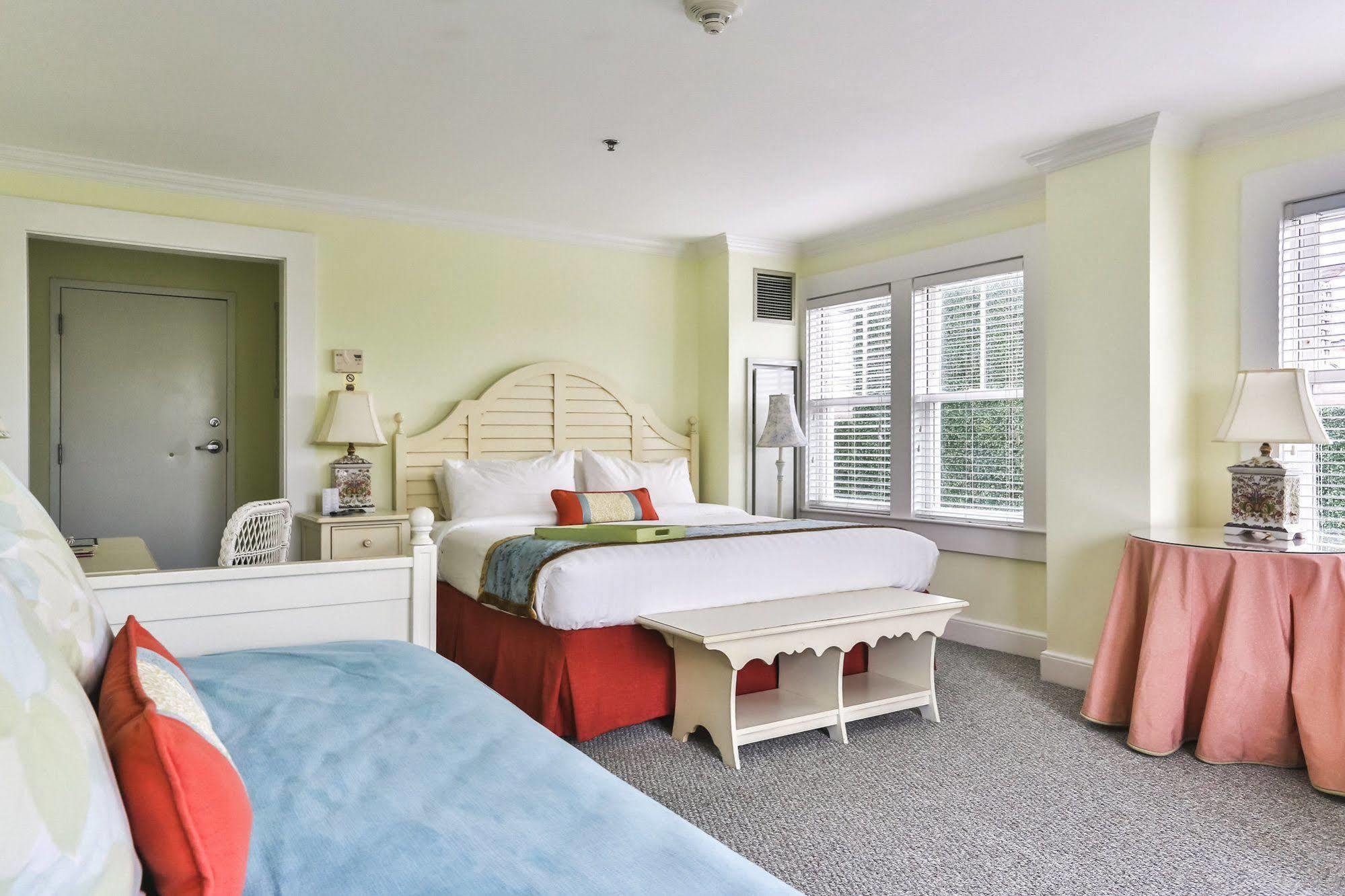Mansion House Inn Vineyard Haven Ngoại thất bức ảnh
